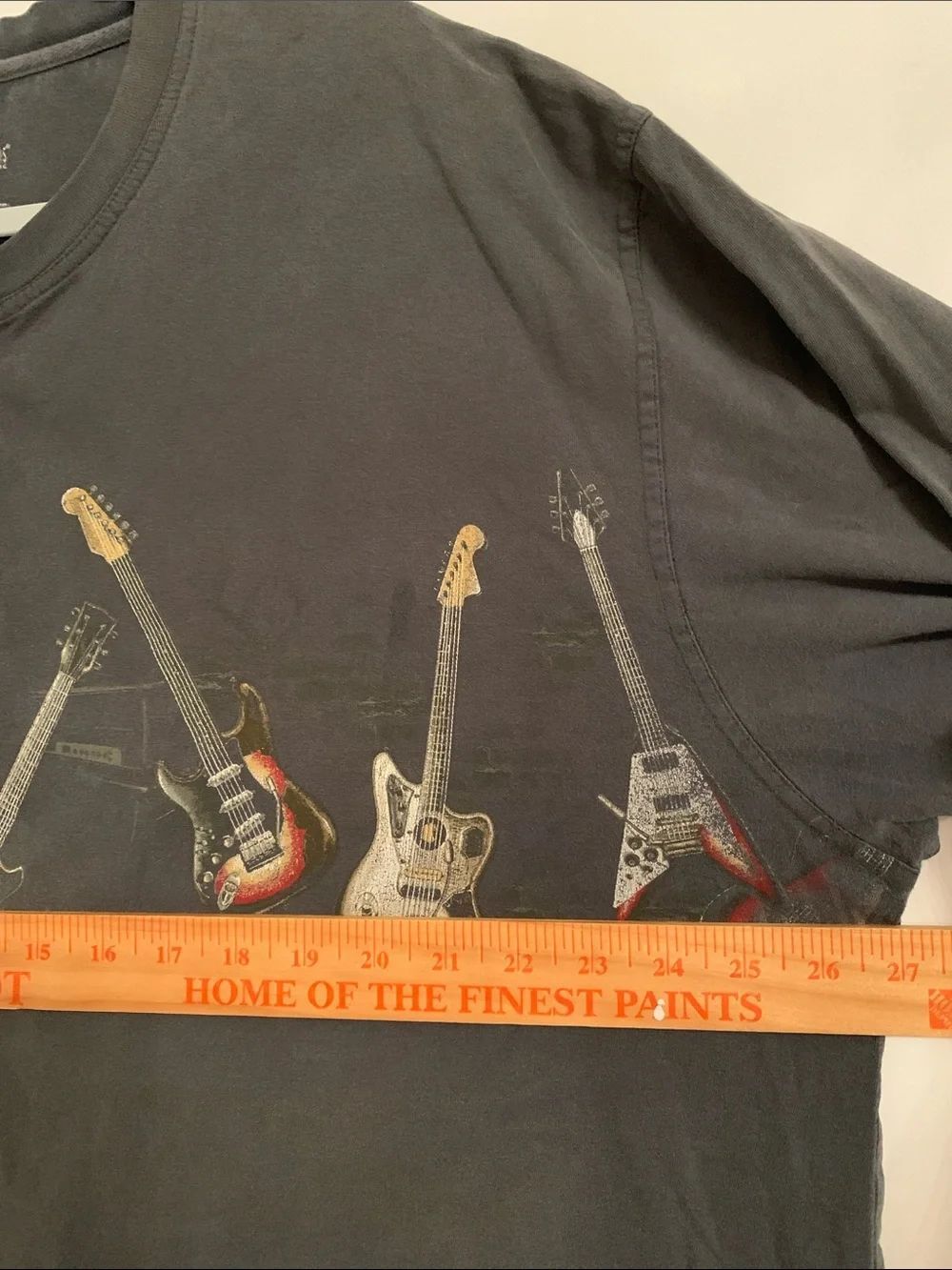 Real Legends Men's Gray Guitar Graphic Henley Shirt Size XXL - Picture 3 of 5